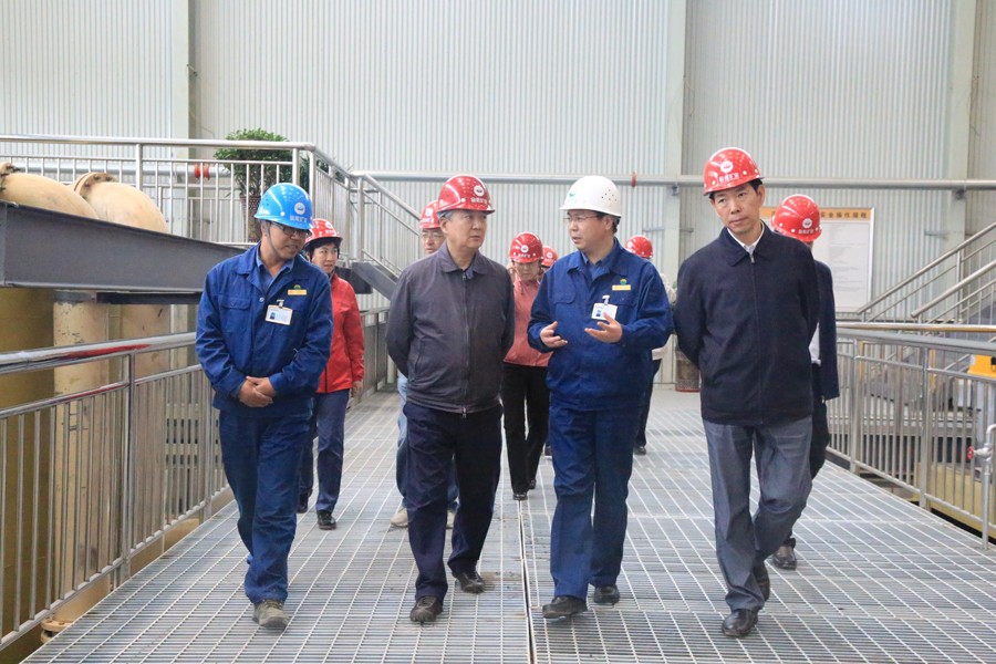 20-2016年5月，國(guó)家水利部原副部長(zhǎng)朱登銓一行蒞臨金徽股份調(diào)研項(xiàng)目建設(shè)工作。.jpg