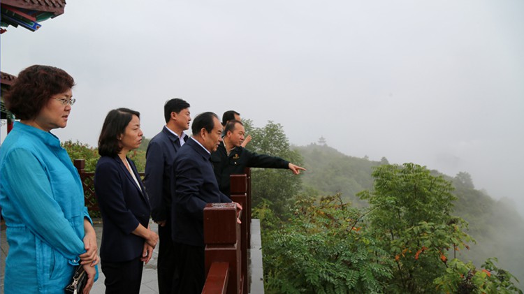 省市場監(jiān)督管理局黨組書記、局長王忠習(xí)調(diào)研金徽股份